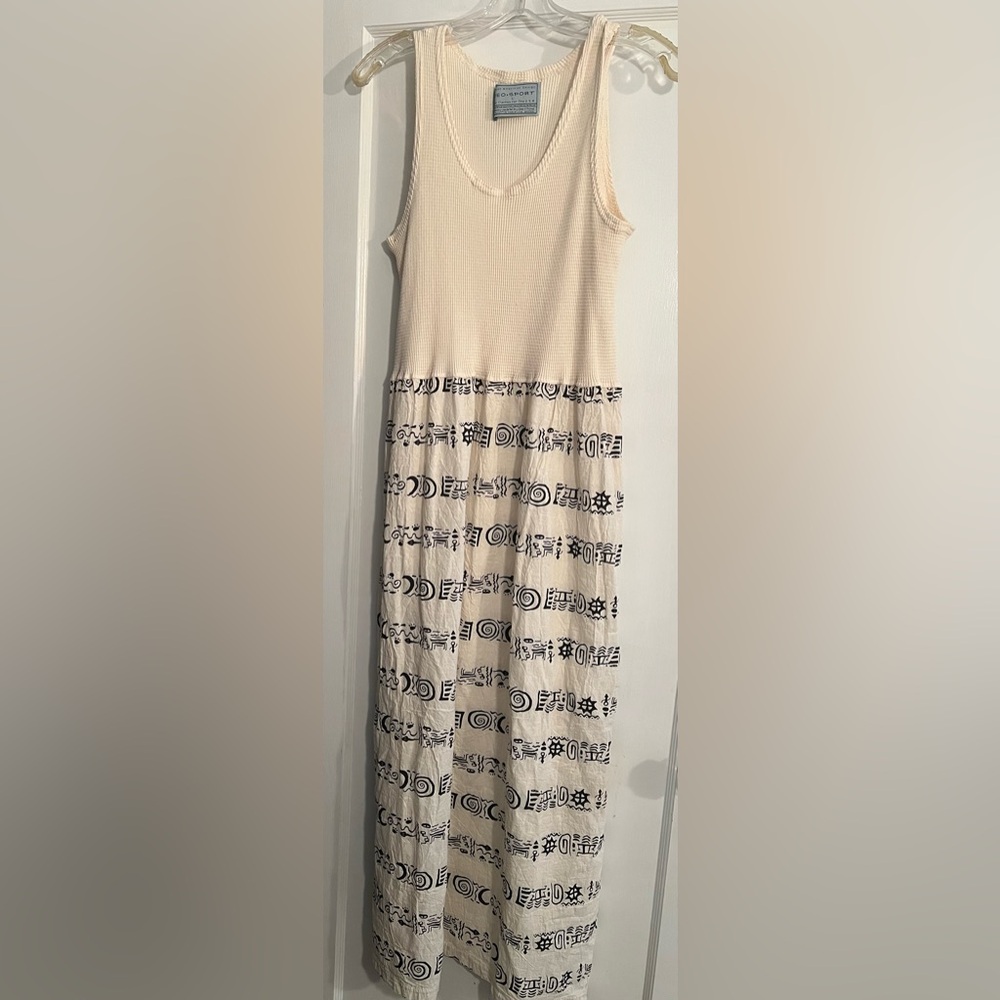 Cream and Black Patterned A-Line Skirt